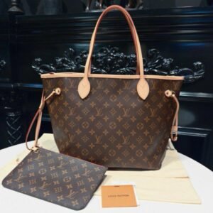 Louis Vuitton Neverfull MM Monogram